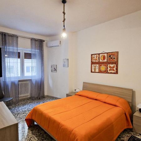 Garibaldi Square Apartment บารี ภายนอก รูปภาพ